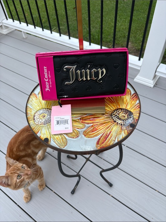 Juicy Couture Handbags - Juicy Couture Liquorice Liquid Gold Logo Large Zip Around Wallet Box Set- NWT